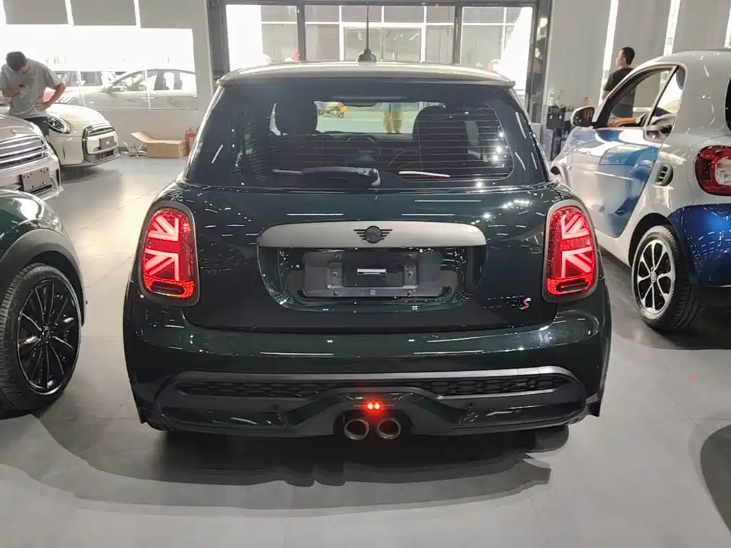 MINI 2.0 T COOPER S Obsession Special Edition