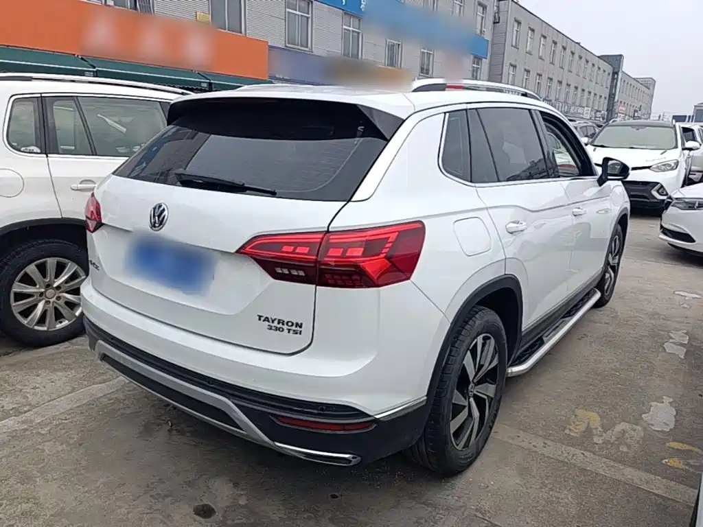 Tayron 330 TSI 2 WD Luxury CN-VI