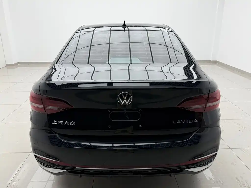 Lavida Facelift 1.5 L Auto Starry Sky 5 Million