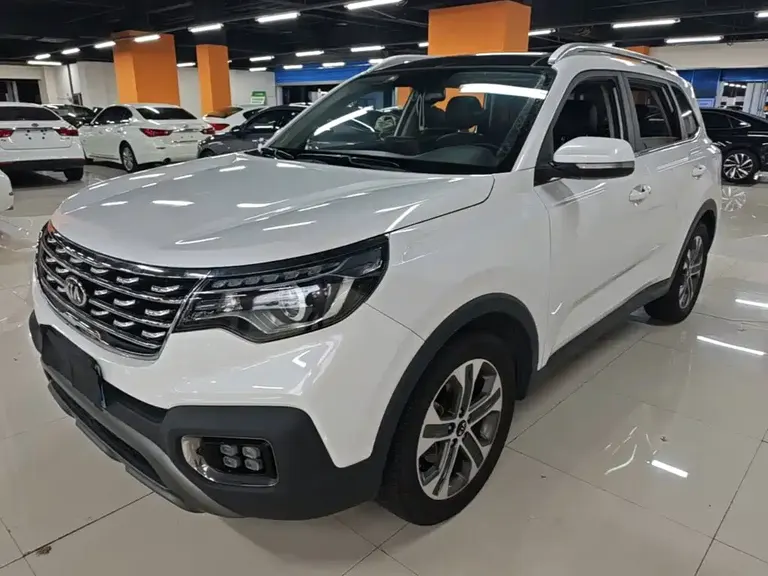 Kia Sportage 2.0 L Auto Smart Enjoyment Luxury CN-V