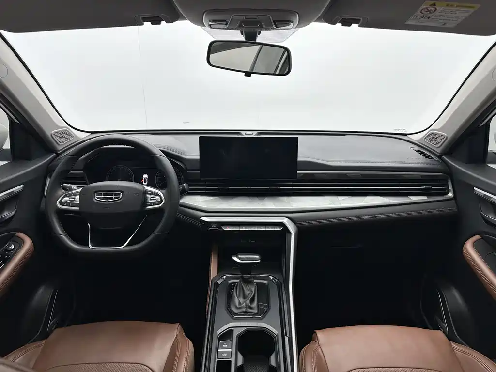 Vision X6 PRO 1.4 T Auto Distinguished
