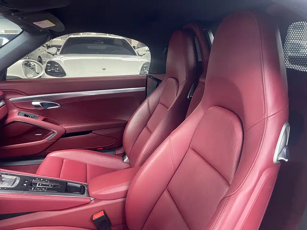 Porsche 718 Boxster 2.0 T
