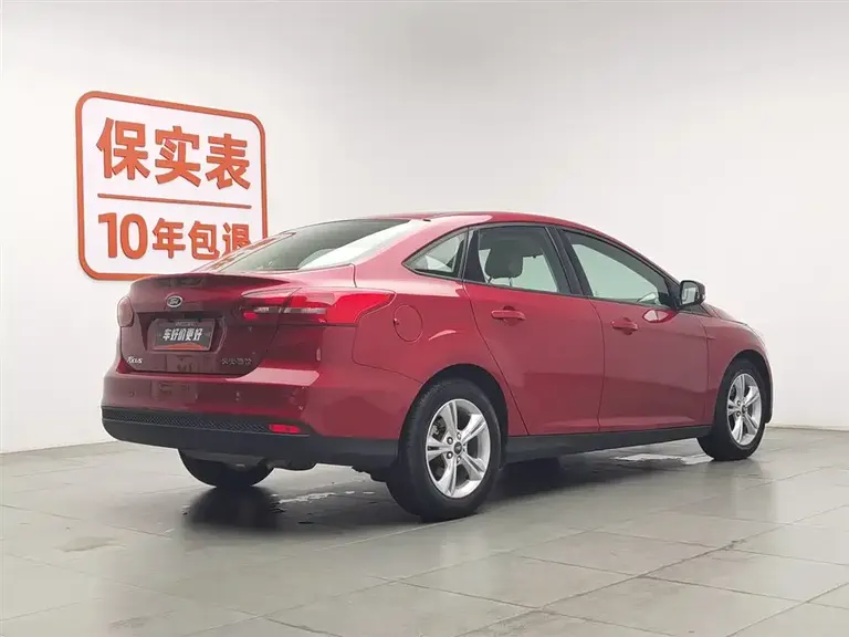 Ford Focus Sedan Classic 1.6 L Auto Comfort Smart Travel