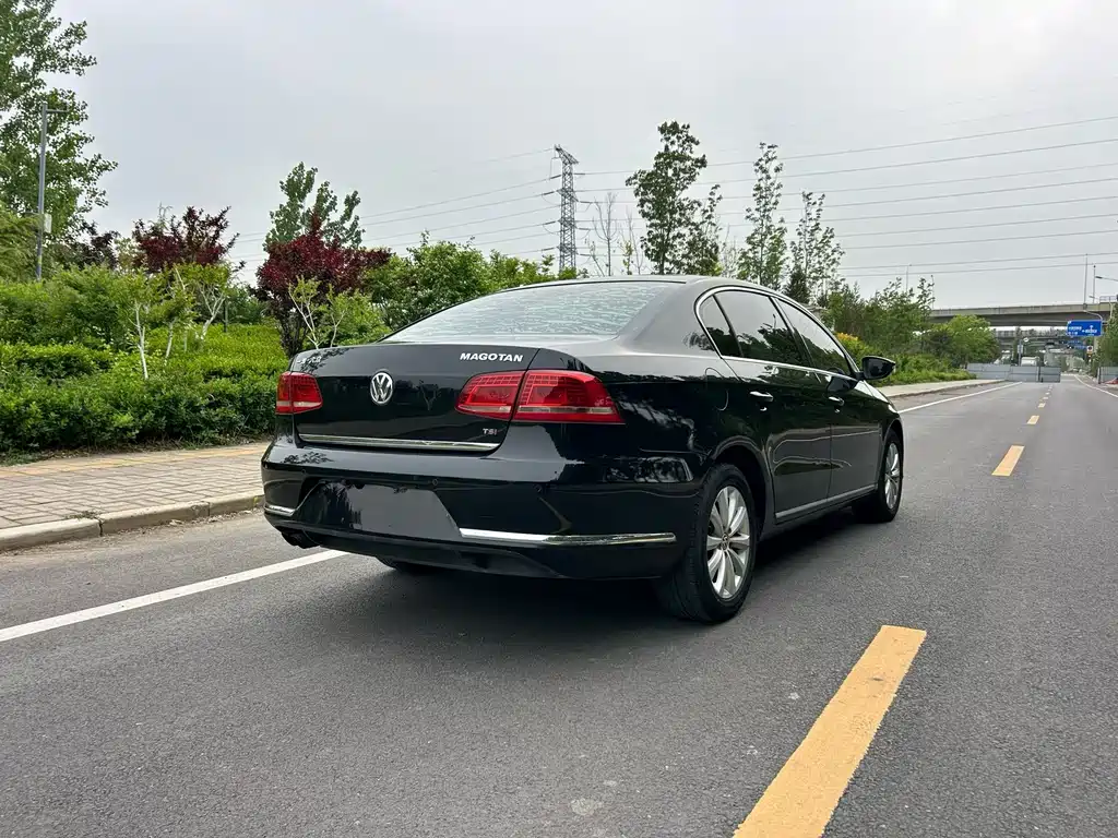 Magotan 1.8 TSI Leading