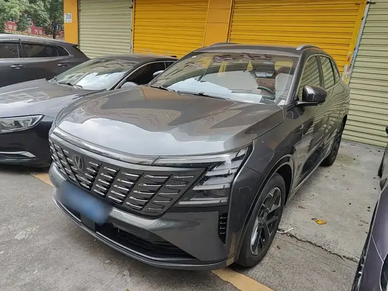 Changan CS75 PLUS 4 th Gen 1.5 T New Blue Whale Smart Premium