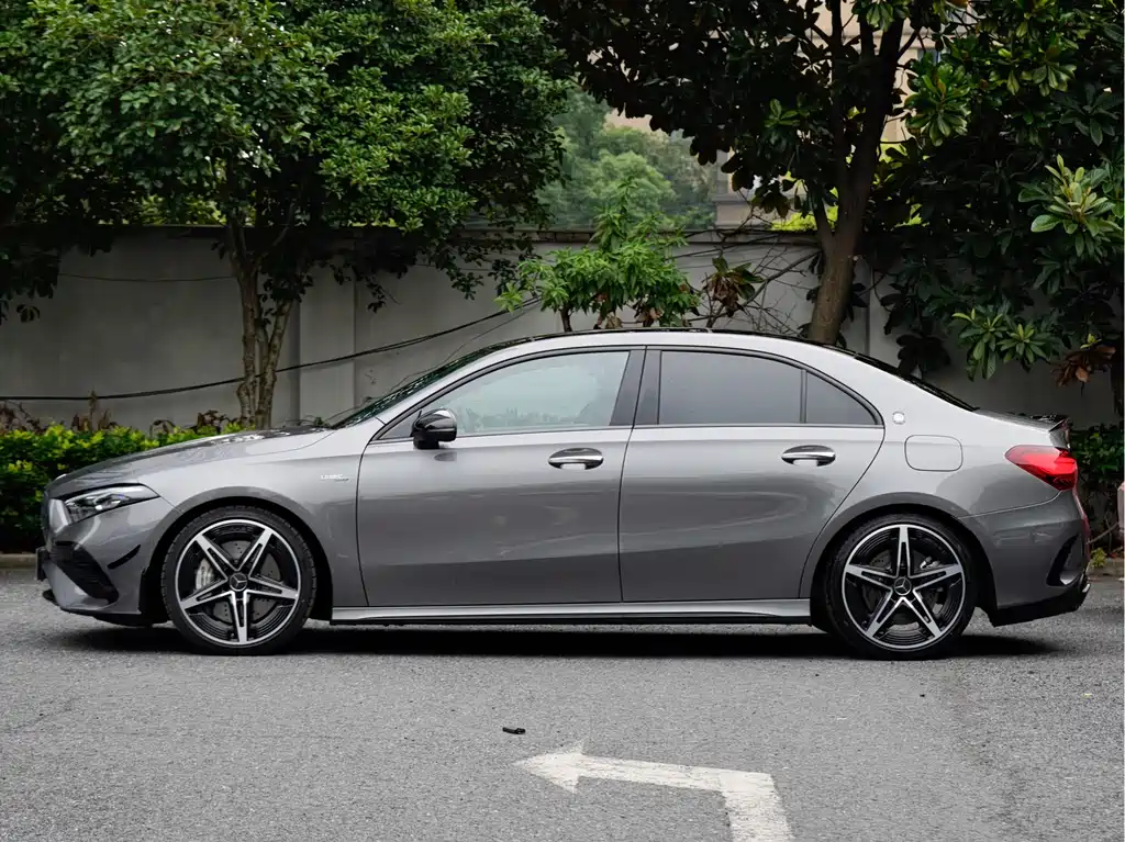 Mercedes-Benz A-Class AMG AMG A 35 L 4 MATIC
