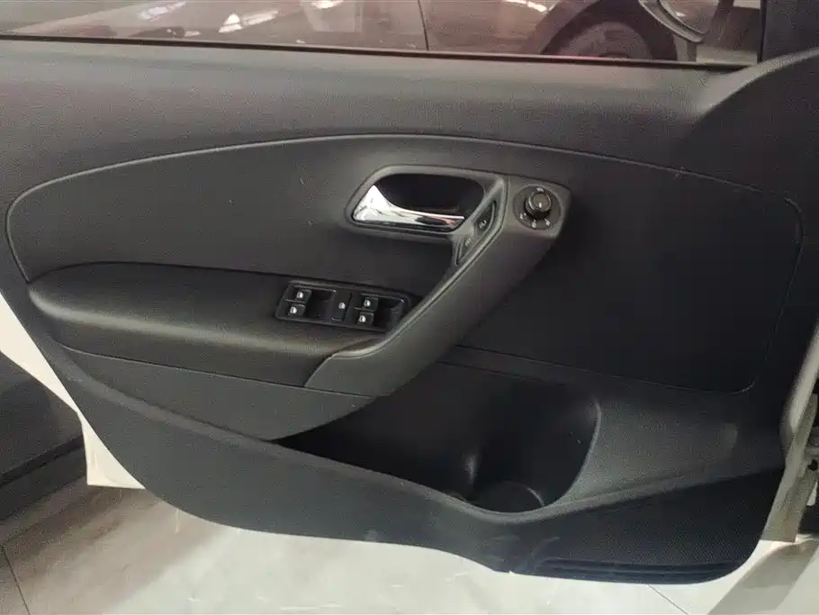 Polo 1.5 L Auto Safe Drive