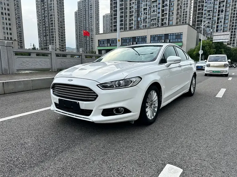 Ford Mondeo 2.0 L GTDi200 Fashion