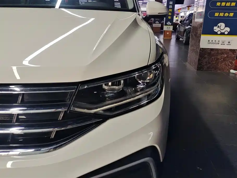 Tiguan L 330 TSI Auto 2 WD Smart Enjoyment