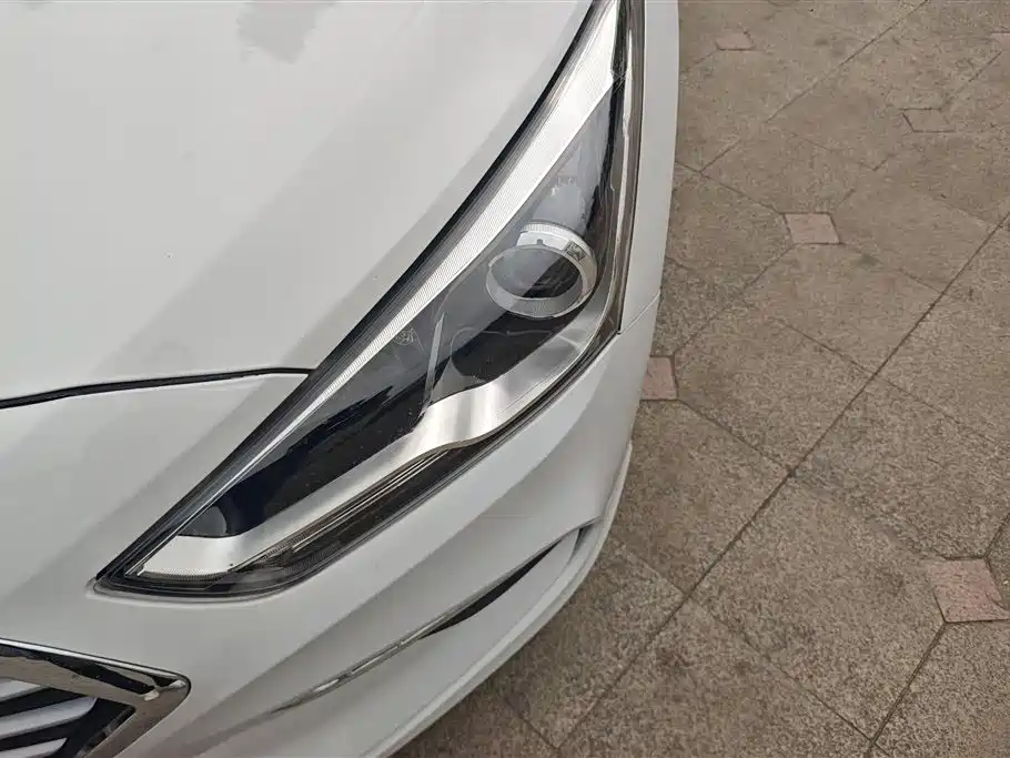 Mistra 1.8 L Auto Intelligent GLS CN-V