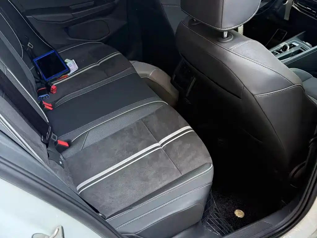 Golf 280 TSI DSG R-Line