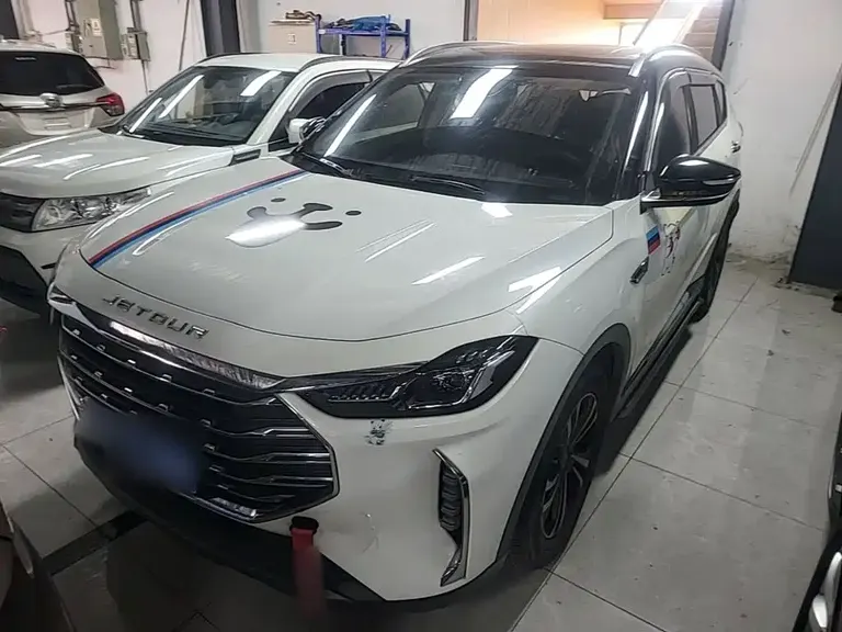 Jetour X70 PLUS 1.6 T DCT Star 7-seat