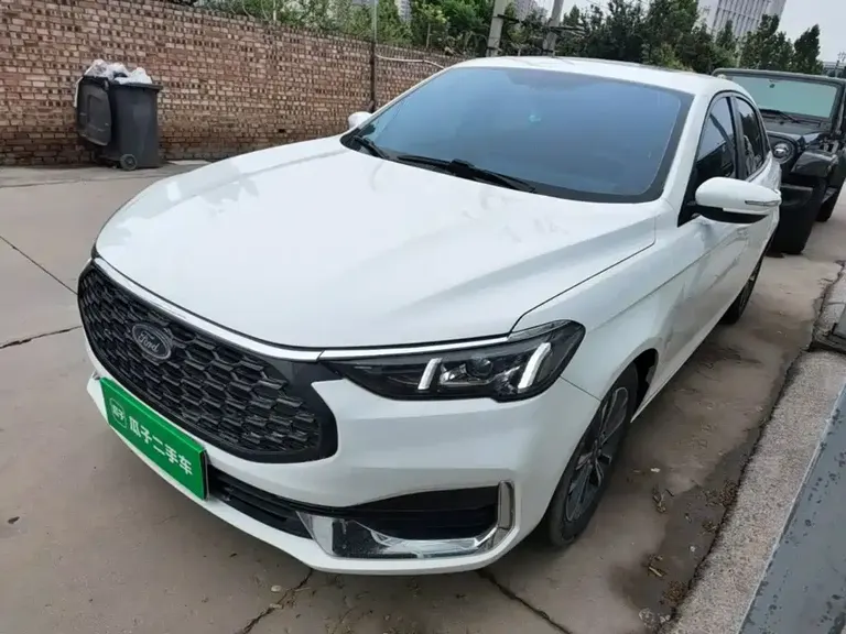 Ford Escort 1.5 L Auto Diamond