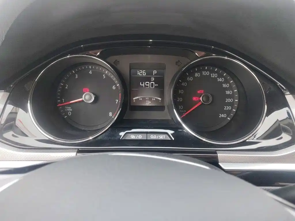 Bora 1.5 L Auto Comfort