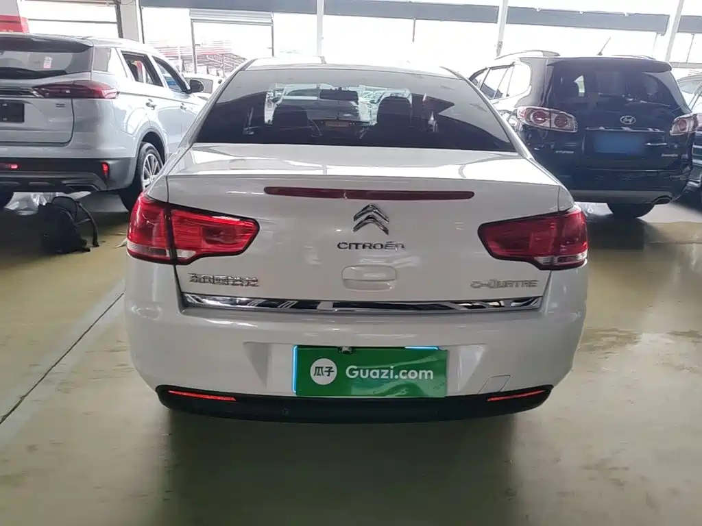C-Quatre Sedan 1.6 L Auto Fashionable