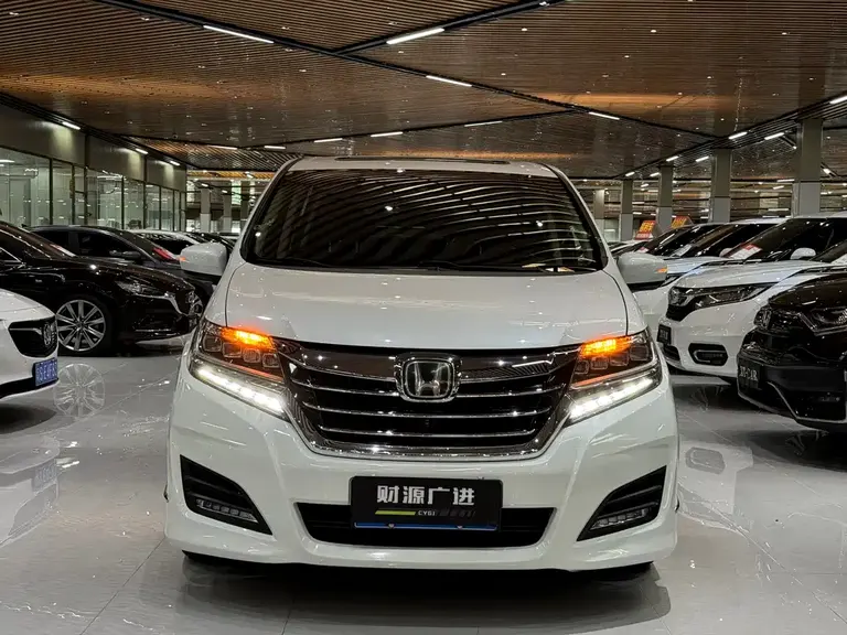 Honda Elysion 2.4 L Supreme