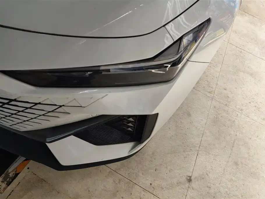 Changan UNI-V 1.5 T 500 Bar High Energy