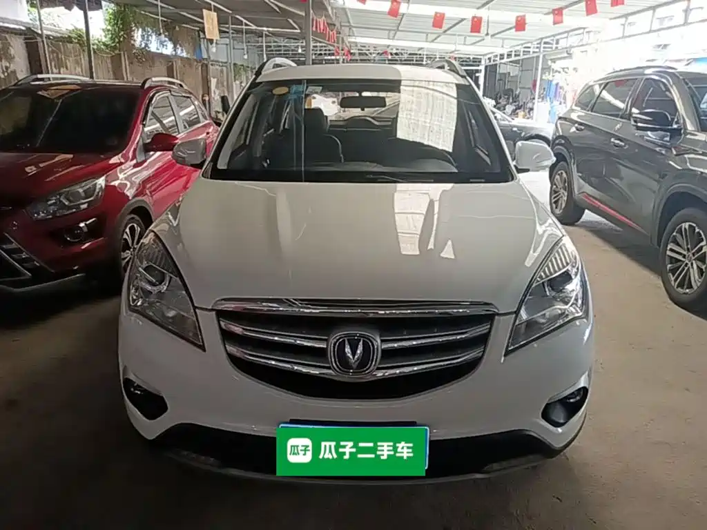 Changan CS35 1.6 L Auto Luxury CN-IV