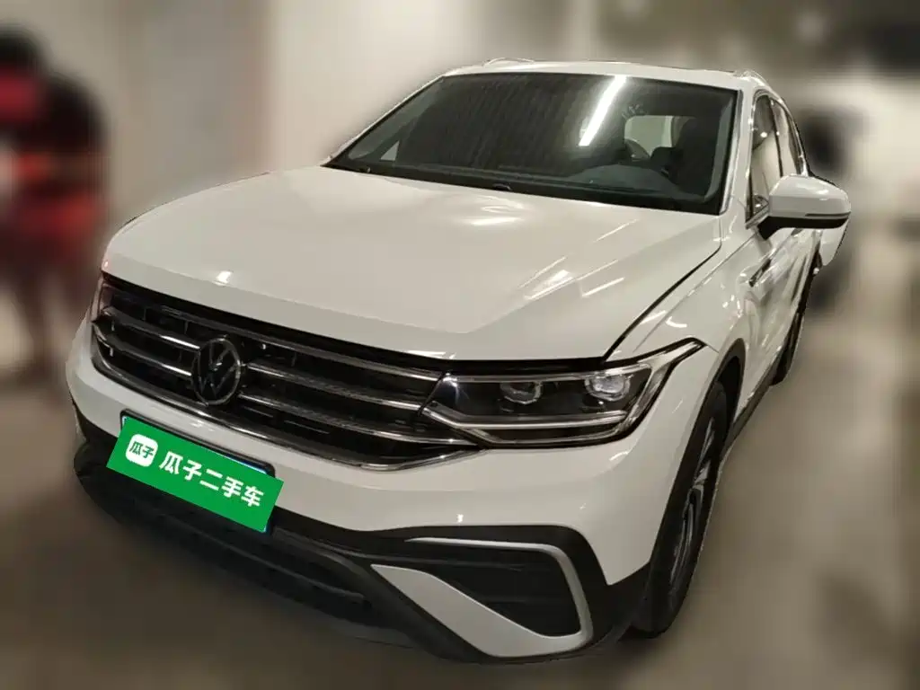 Tiguan L 300 TSI Auto 2 WD Smart Enjoyment