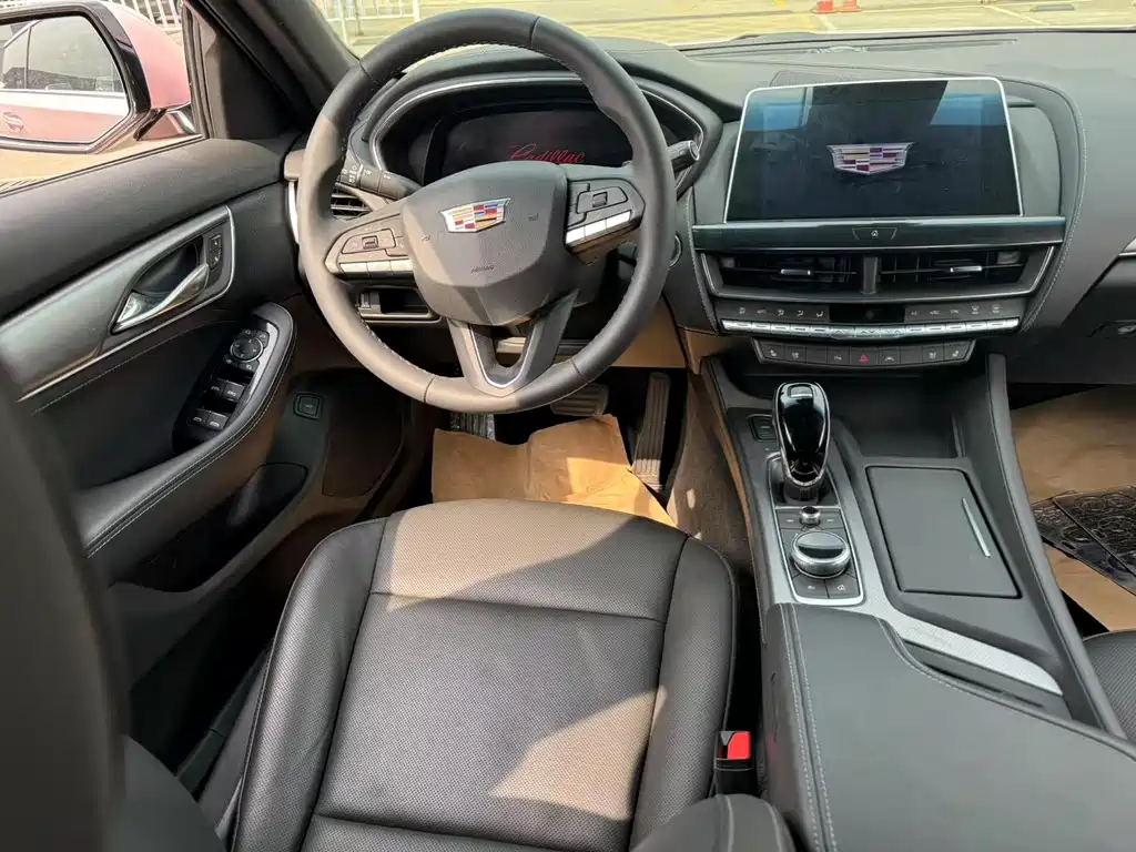 Cadillac CT5 28 T Style