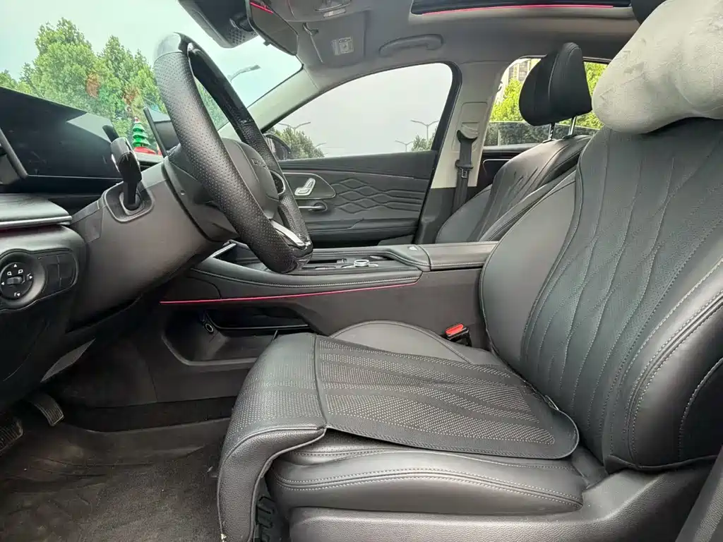 Arrizo 8 PRO 1.6 T DCT Luxury +