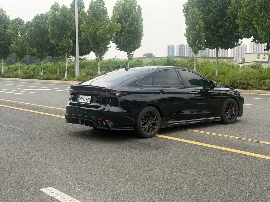 Arrizo 8 PRO 1.6 T DCT Luxury +