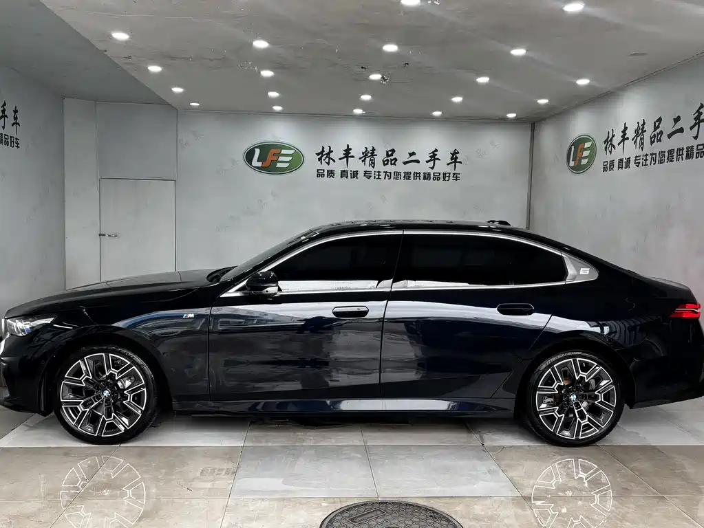 BMW 5 Series 530 Li Premium M Sport Package