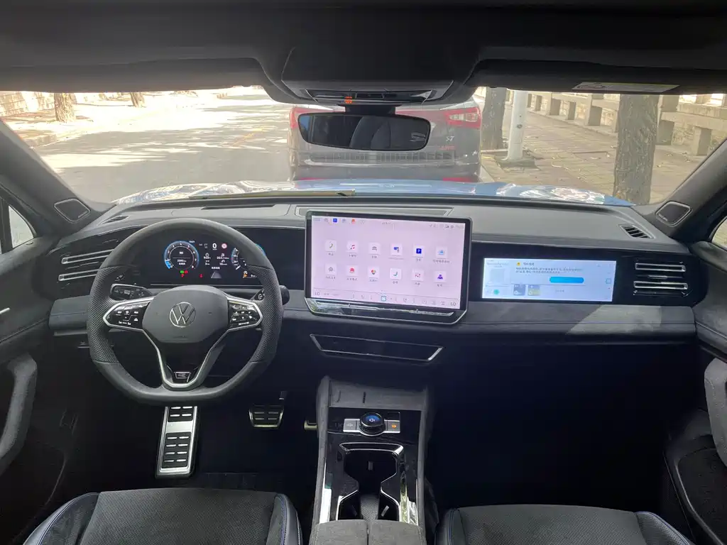 Tiguan L PRO 380 TSI 4 WD R-Line Smart Supreme