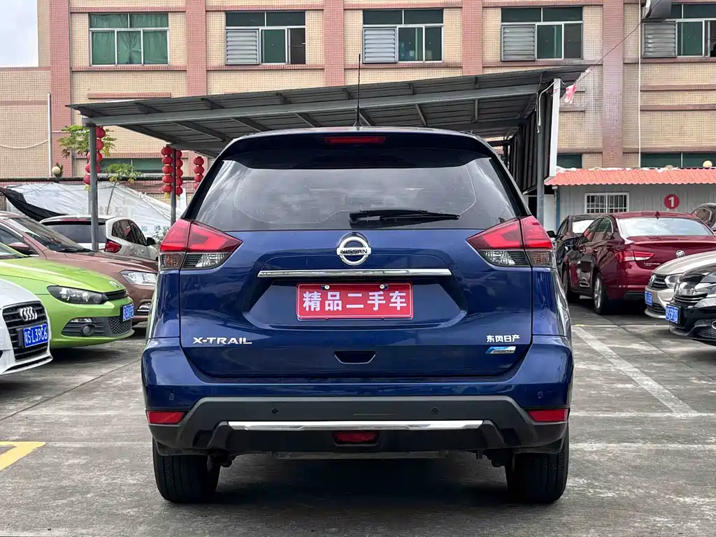 X-Trail 2.0 L CVT Comfort 2 WD