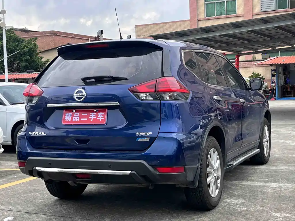 X-Trail 2.0 L CVT Comfort 2 WD