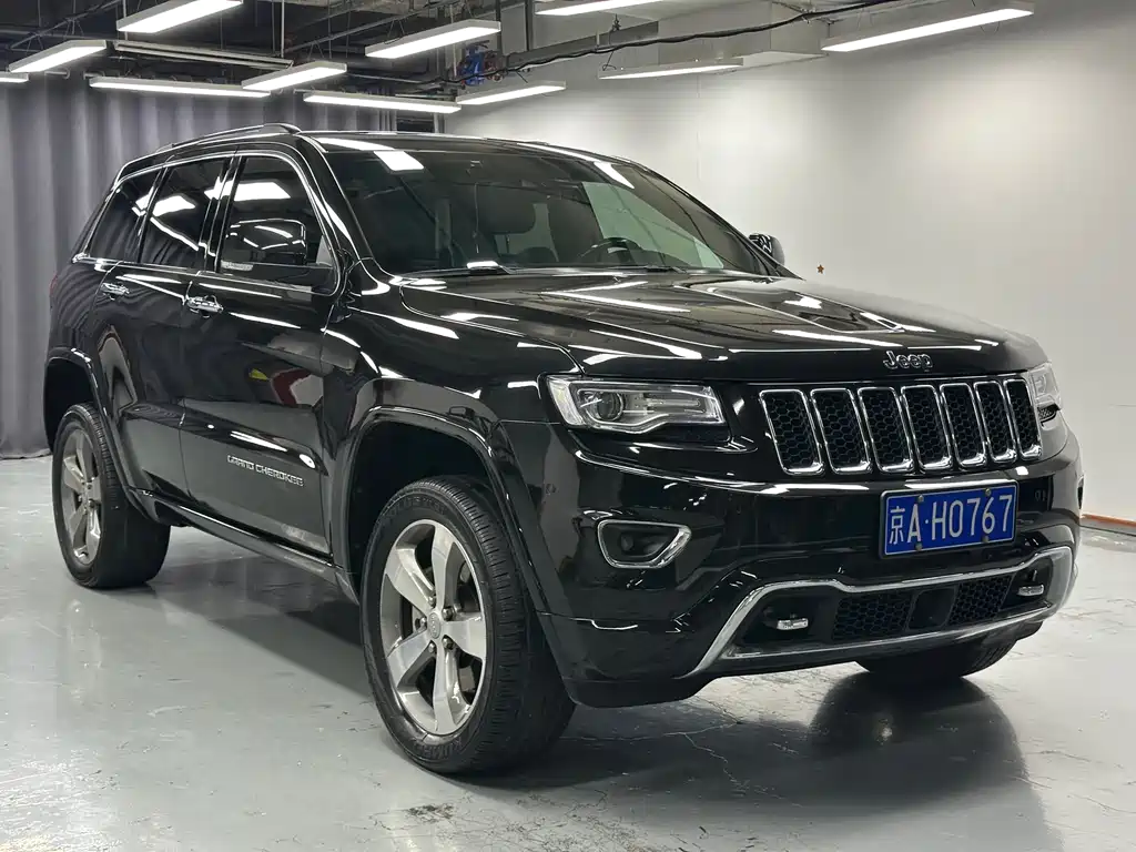 Grand Cherokee (Import) 3.6 L Luxury Navigation