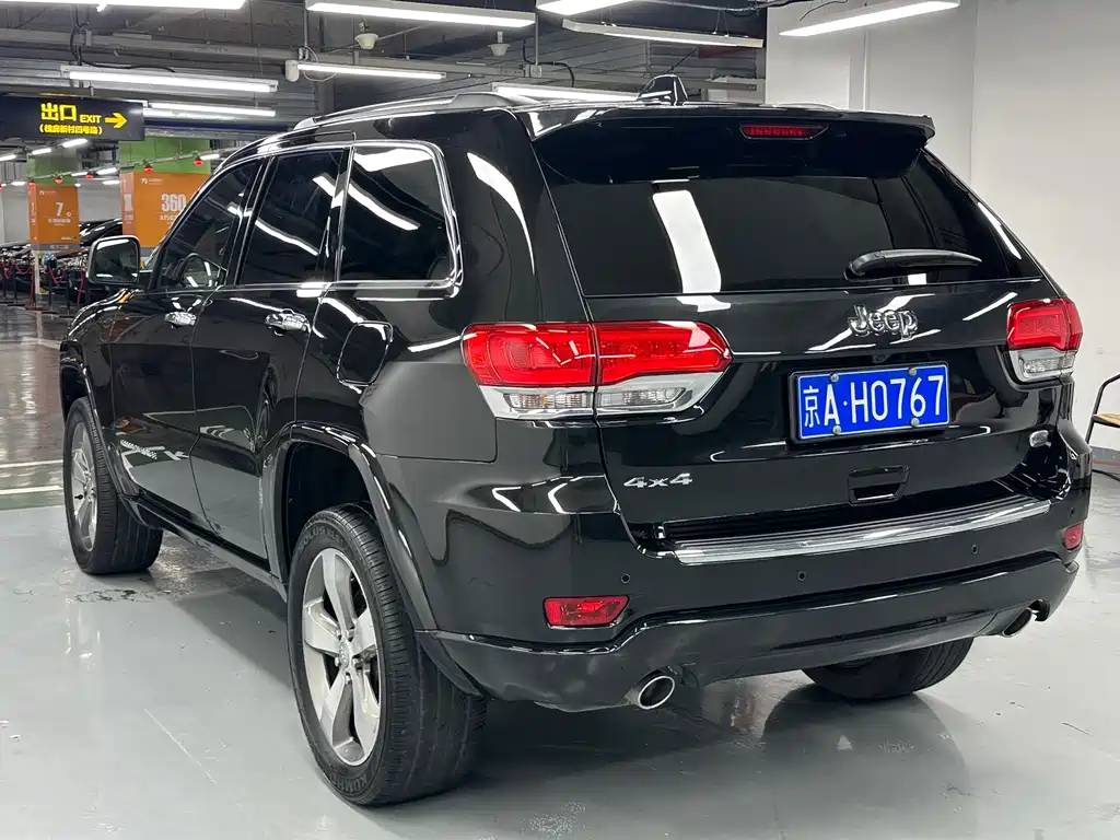Grand Cherokee (Import) 3.6 L Luxury Navigation