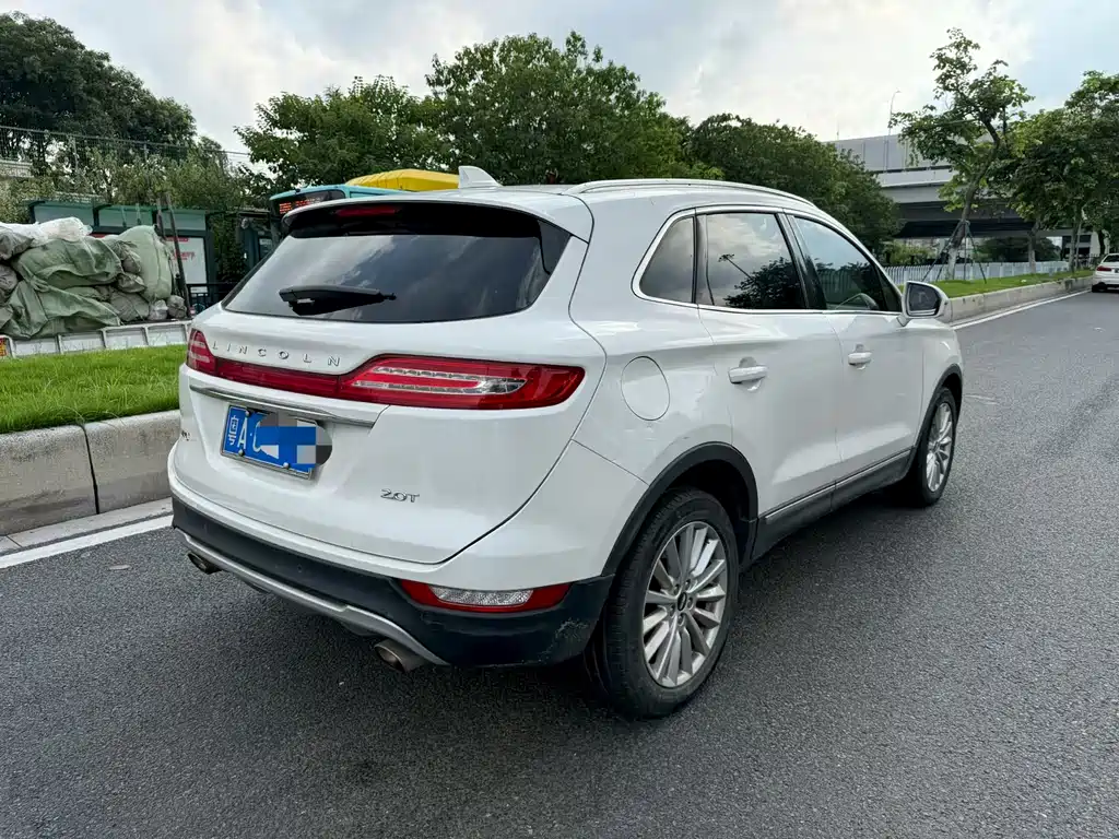 Lincoln MKC 2.0 T 2 WD Premium CN-V