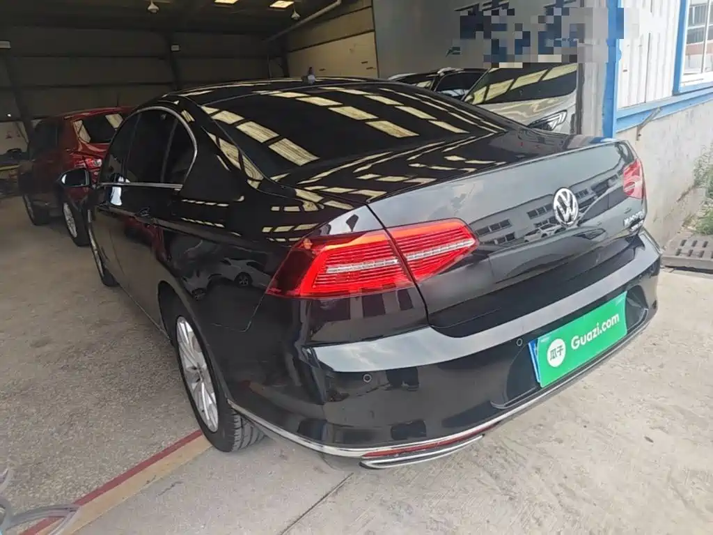 Magotan 330 TSI DSG Luxury CN-V