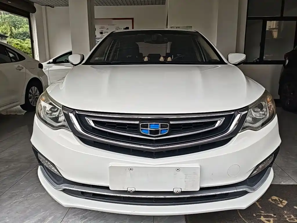 Vision 1.5 L Auto Happy