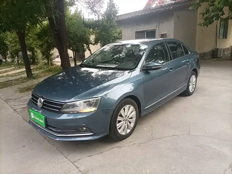 Volkswagen Sagitar 230 TSI Auto Comfort