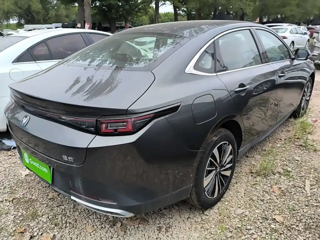Eado PHEV Smart New Blue Whale 145 KM Warship
