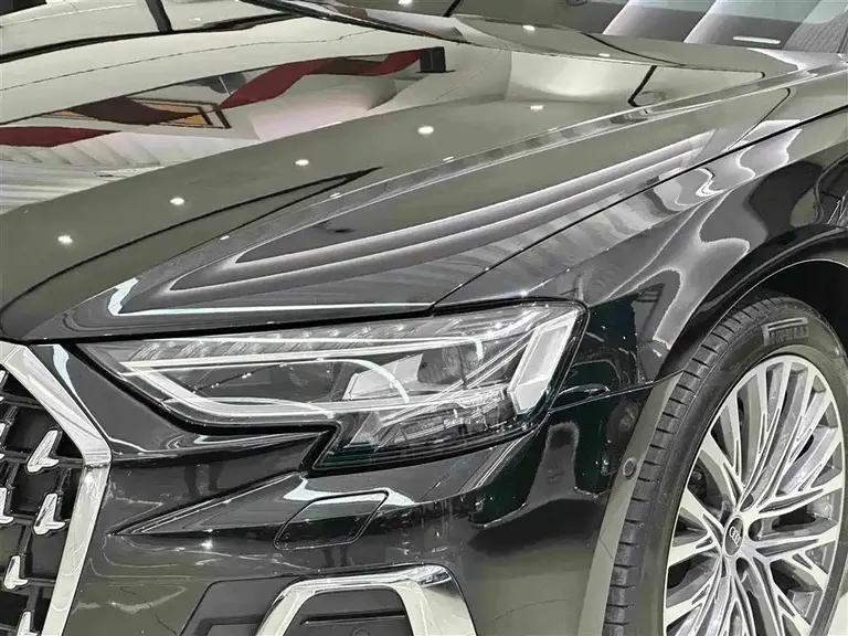 Audi A8 A8 L 50 TFSI quattro Select