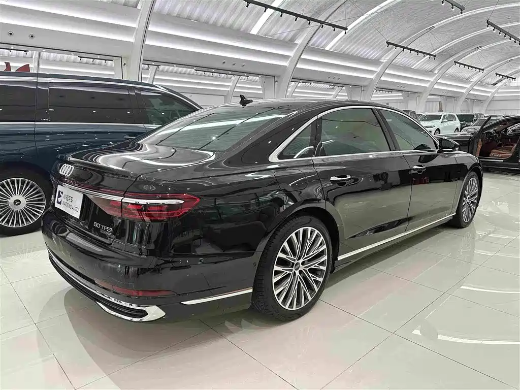Audi A8 A8 L 50 TFSI quattro Select