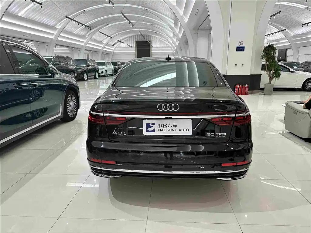 Audi A8 A8 L 50 TFSI quattro Select