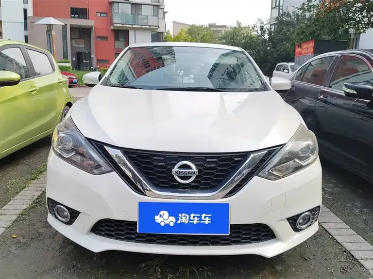 Nissan Sylphy 1.6 XV CVT Premium