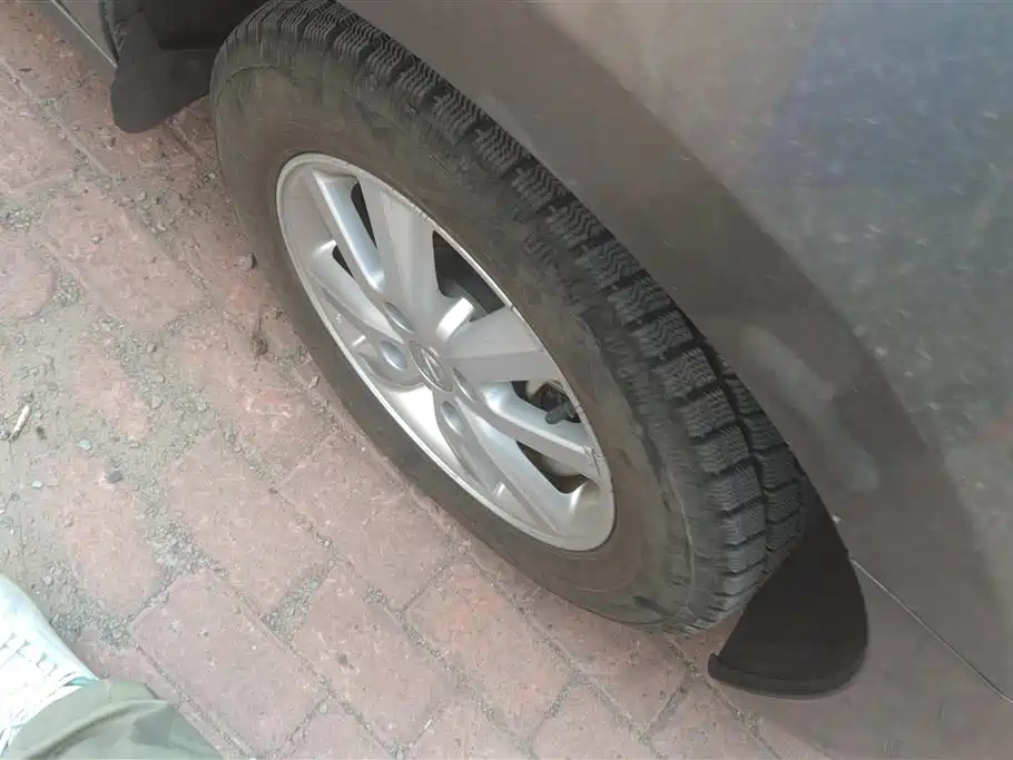 Sylphy Classic 1.6 XE+ Manual Connected Leading