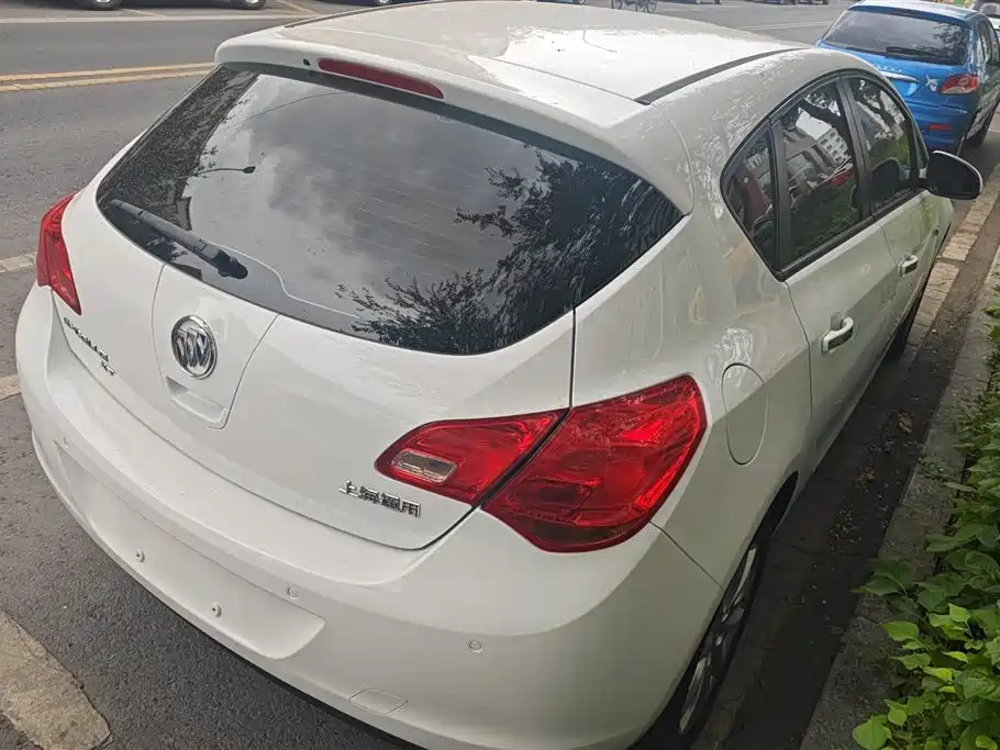 Excelle GT XT 1.6 L Auto Fashion