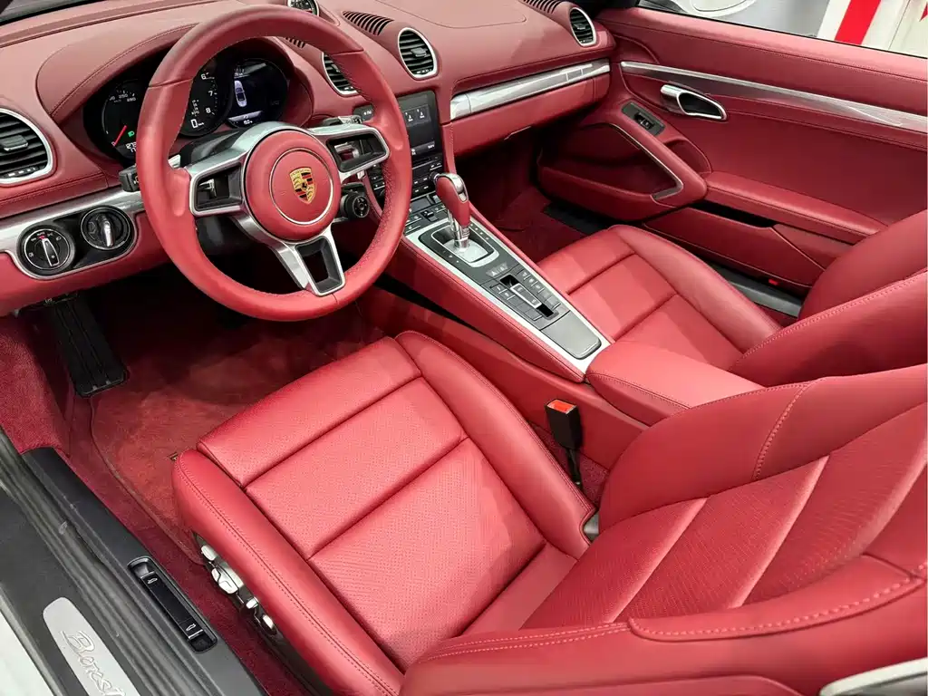 Porsche 718 Boxster 2.0 T