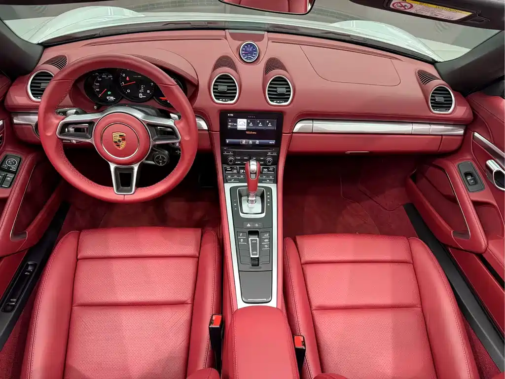 Porsche 718 Boxster 2.0 T