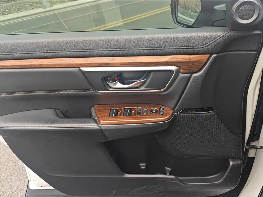 Honda CR-V 240 TURBO CVT 4 WD Luxury