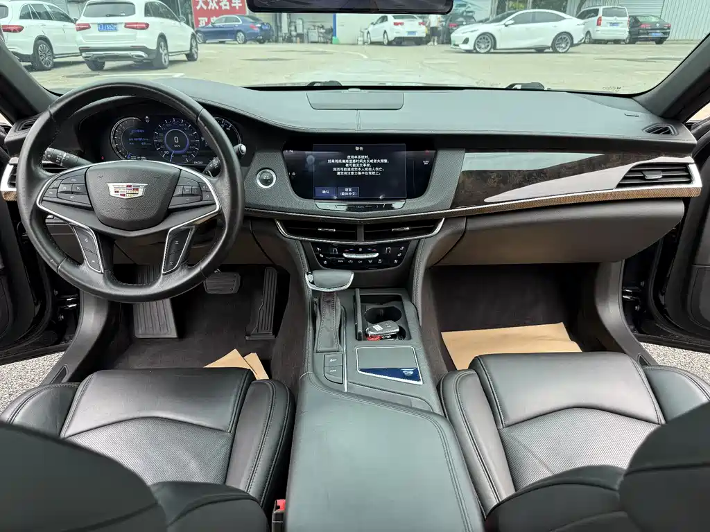 Cadillac CT6 28 T Luxury