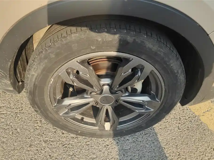 Leopaard CS9 猎豹CS9 2018款 1.5 T CVT劲朗型