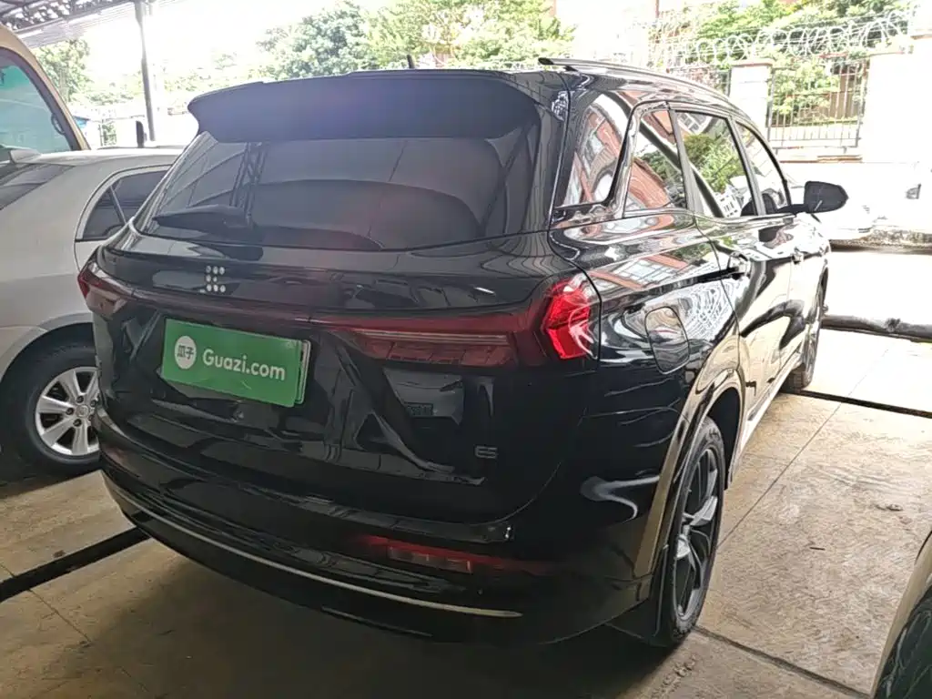 Landian E5 1.5 L DE-i 100 KM Smooth Enjoyment 7-seat