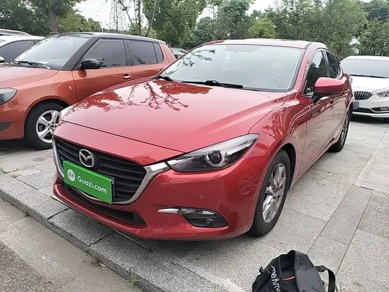 Mazda 3 Axela Sedan 1.5 L Auto Luxury CN-V
